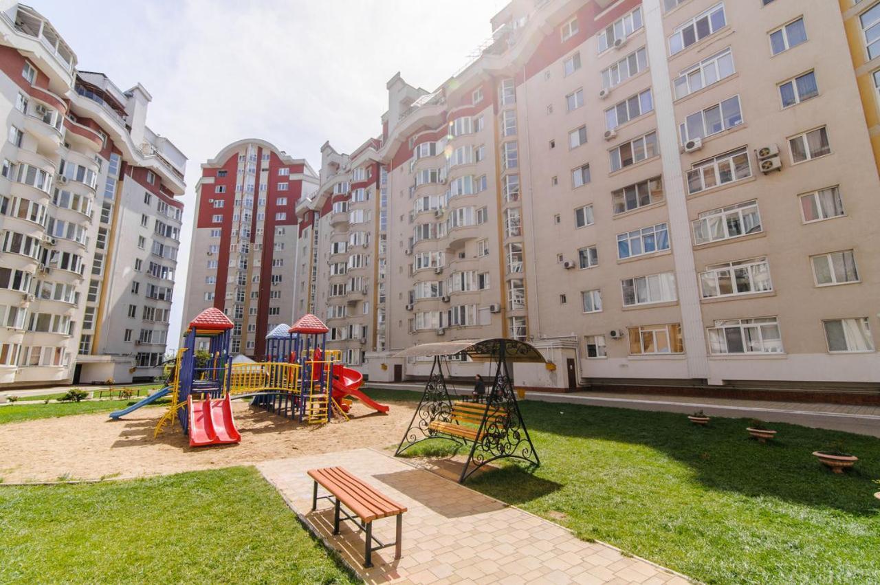 Luxrent Apartamento Chisinau Exterior foto
